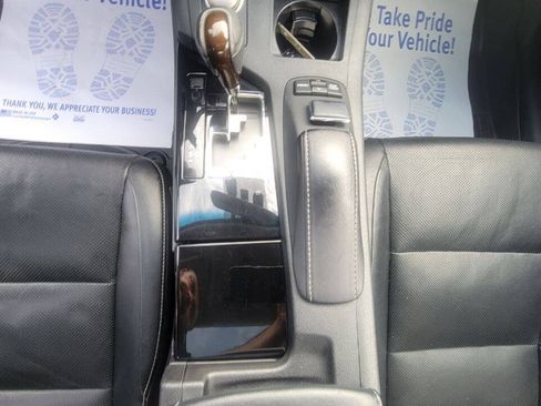 Used 2014 Lexus ES 350 w/ Luxury Package FWD image 17