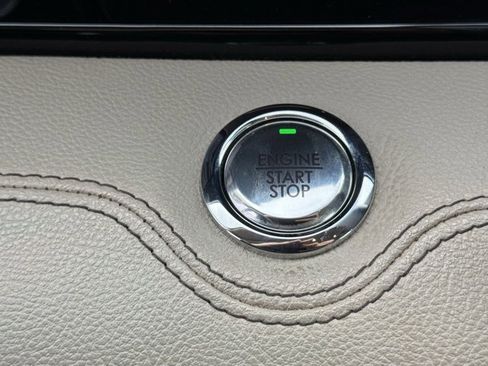 Used 2022 Lincoln Navigator Reserve image 19