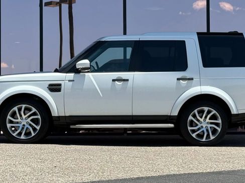 Used 2016 Land Rover LR4 HSE AWD/4WD image 5
