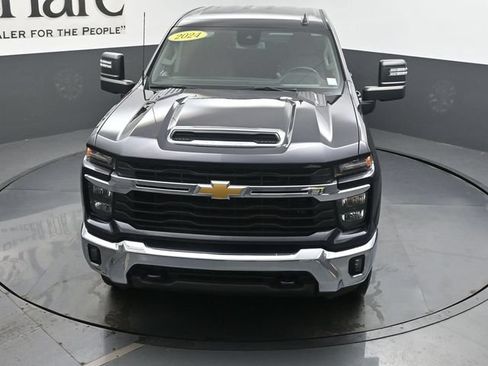 Used 2024 Chevrolet Silverado 2500 LT w/ Convenience Package AWD/4WD image 46