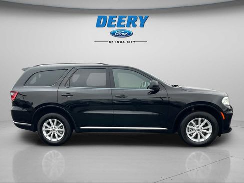 Used 2023 Dodge Durango SXT Launch Edition image 2