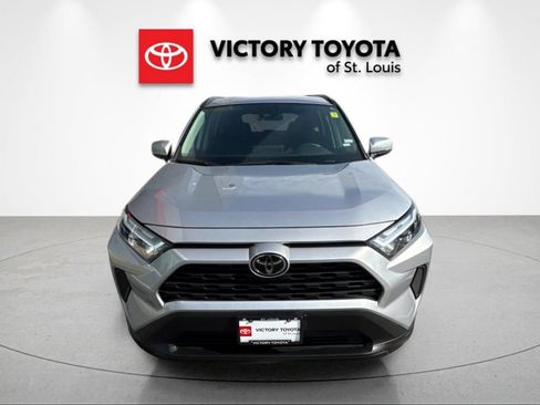 Used 2024 Toyota RAV4 XLE AWD/4WD image 8