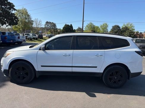 Used 2017 Chevrolet Traverse LS image 6