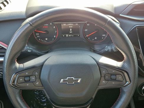 Used 2023 Chevrolet TrailBlazer RS w/ Convenience Package image 19