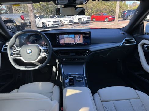 Certified 2025 BMW 230i Coupe image 29