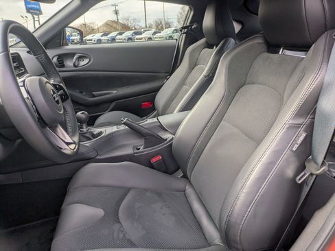 Used 2024 Nissan Z Performance w/ Heritage Edition image 11