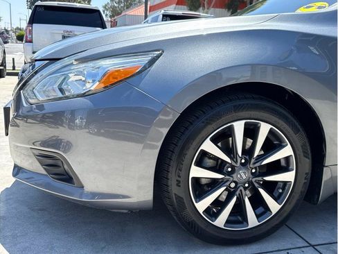 Used 2016 Nissan Altima 2.5 SV w/ Convenience Package FWD image 37