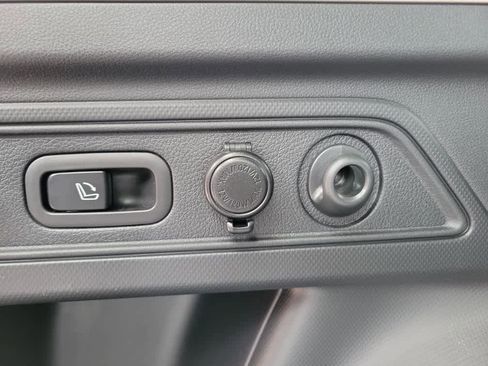 Used 2024 Subaru Forester Touring image 35