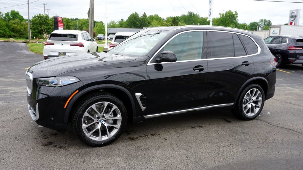 Used 2026 BMW X5 xDrive40i AWD/4WD image 2
