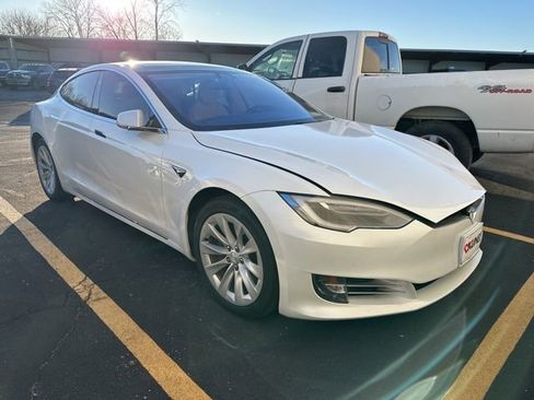 Used 2017 Tesla Model S 100D image 3