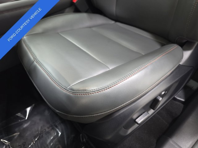 Used 2026 Ford Explorer Active w/ Active Comfort Package AWD/4WD image 28