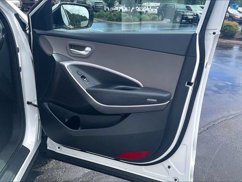 Used 2016 Hyundai Santa Fe Sport FWD image 24
