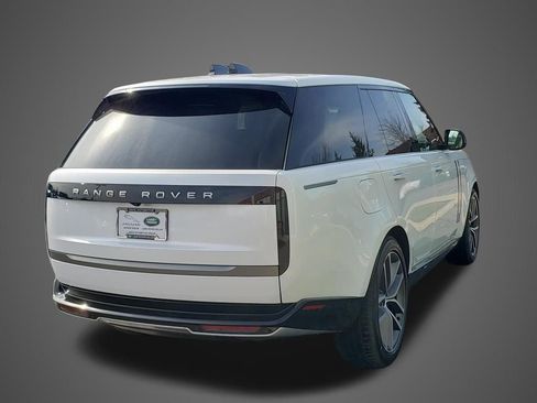 New 2026 Land Rover Range Rover SE image 5