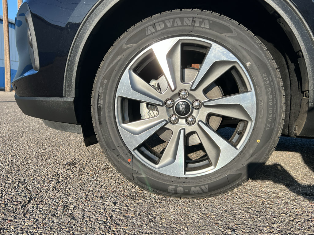 Used 2024 Ford Escape Platinum AWD/4WD image 22