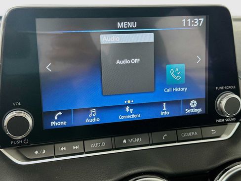 Used 2025 Nissan Sentra SV FWD image 12
