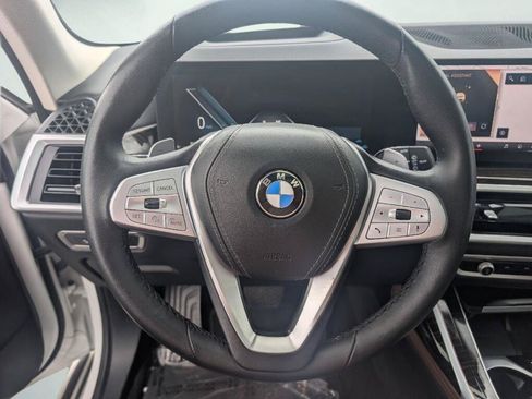 Used 2025 BMW X7 xDrive40i AWD/4WD image 8