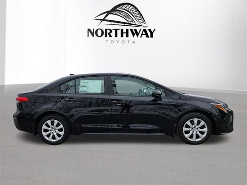 New 2026 Toyota Corolla LE image 3