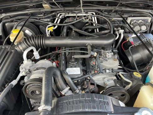 Used 1999 Jeep Wrangler Sahara image 23