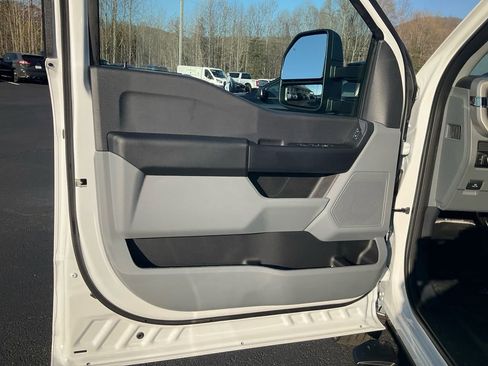 New 2026 Ford F250 XL w/ XL Driver Assist Package image 17