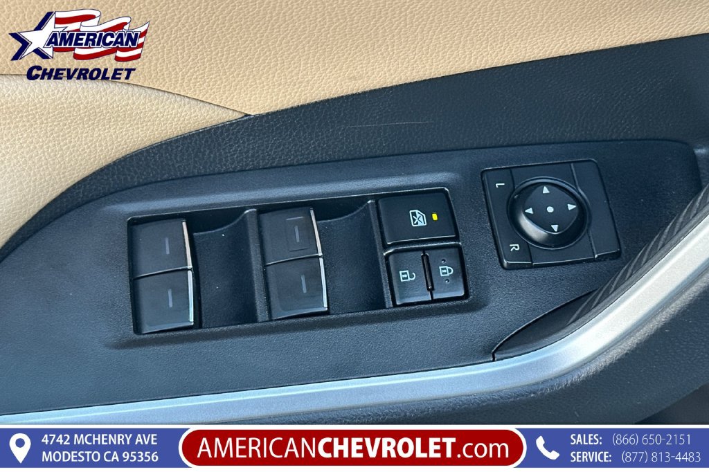 Used 2022 Toyota RAV4 XLE w/ Convenience Package AWD/4WD image 12