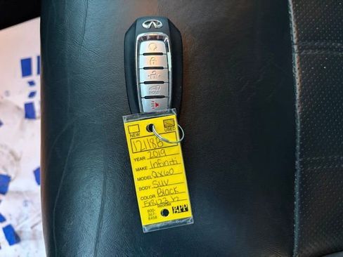 Used 2019 INFINITI QX60 Luxe w/ Essential Package image 29