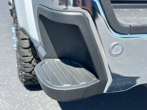 New 2025 Ford F250 XL w/ 360-Degree Camera Package AWD/4WD image 11