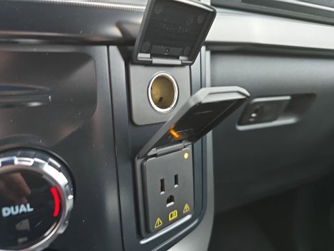 New 2025 Ford F150 Lariat w/ Equipment Group 501A Mid image 31