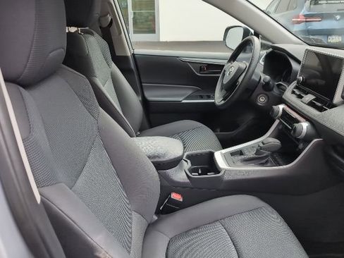 Used 2025 Toyota RAV4 LE image 26