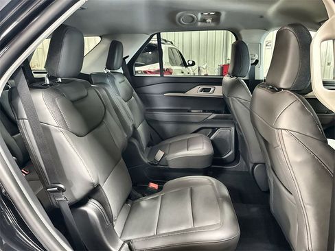 New 2026 Ford Explorer Active image 31