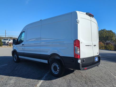 New 2026 Ford Transit 250 XL image 5