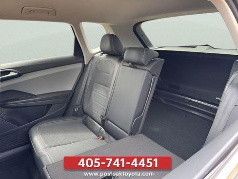 Used 2024 Volkswagen Taos SE FWD image 23