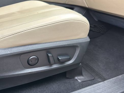 Used 2022 INFINITI QX60 Luxe w/ Cargo Package FWD image 22