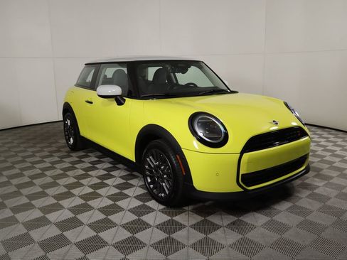 Certified 2025 MINI Cooper S image 3