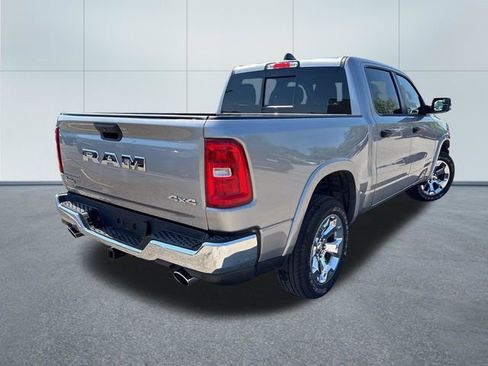 Used 2025 RAM 1500 Big Horn AWD/4WD image 4