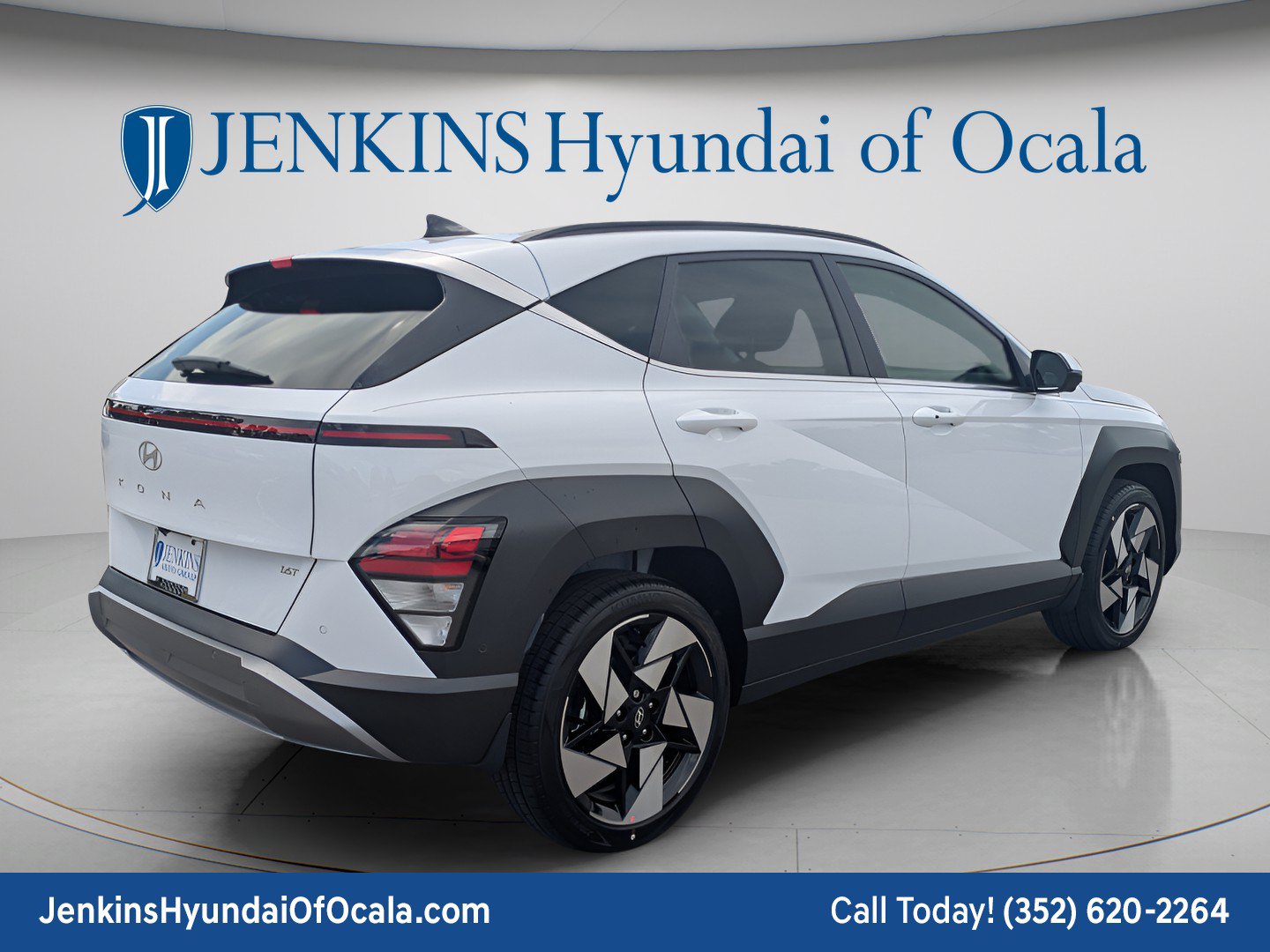 New 2026 Hyundai Kona Limited FWD image 3