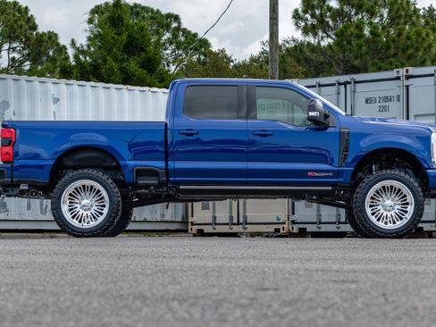 New 2026 Ford F250 Platinum AWD/4WD image 3