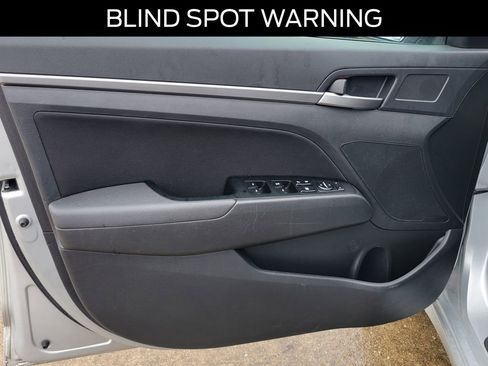 Used 2018 Hyundai Elantra SEL image 17