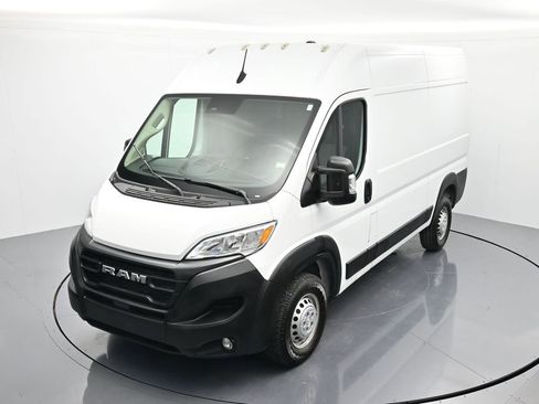Used 2025 RAM ProMaster 2500 w/ Convenience Group FWD image 25