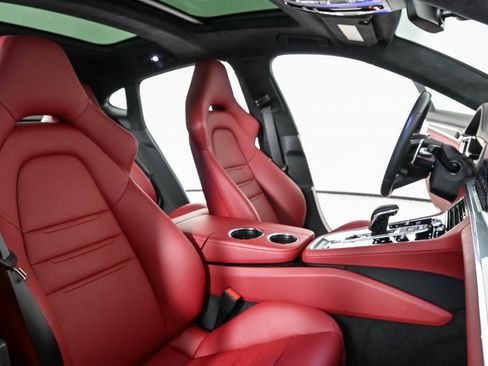 Certified 2023 Porsche Panamera GTS image 24