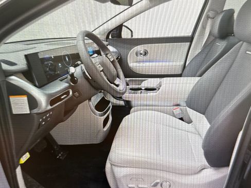 Used 2026 Hyundai Ioniq 9 Limited w/ Tow & Go Package AWD/4WD image 5