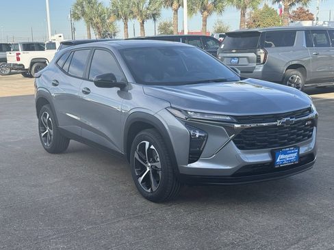 New 2026 Chevrolet Trax RS w/ Driver Confidence Package image 5