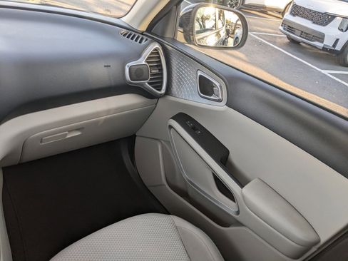Certified 2023 Kia Soul LX image 13