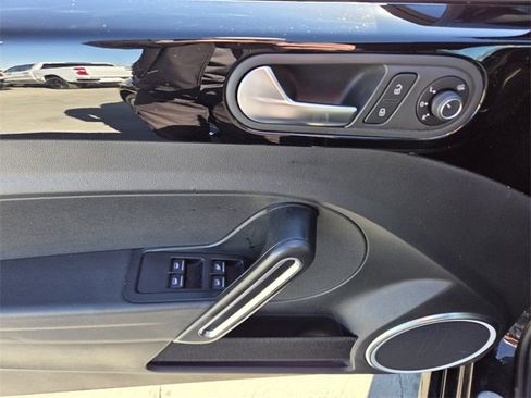 Used 2019 Volkswagen Beetle 2.0T Final Edition SEL image 17