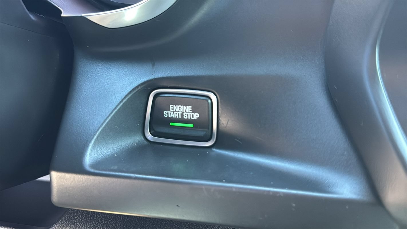 Used 2016 Chevrolet Camaro LT RWD image 26