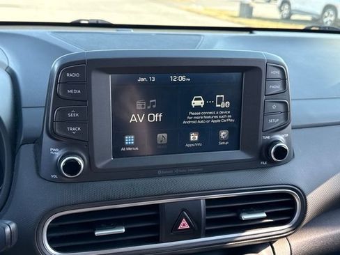 Used 2020 Hyundai Kona SEL image 20