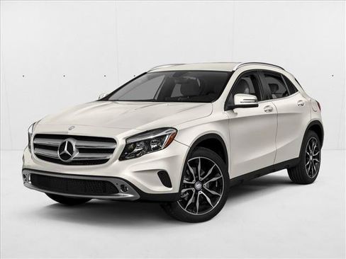 Used 2017 Mercedes-Benz GLA 250 4MATIC image 1
