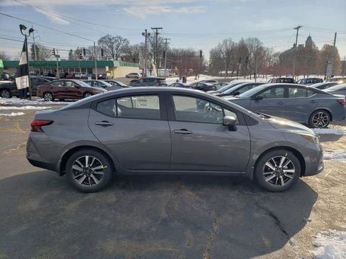 New 2025 Nissan Versa SV w/ Trunk Package FWD image 7