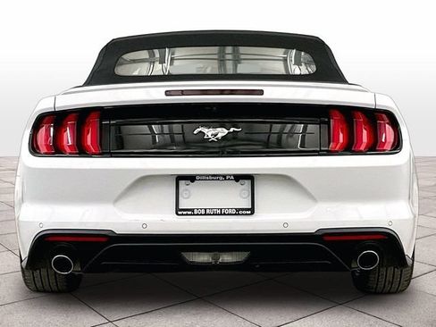 Used 2022 Ford Mustang Premium RWD image 4