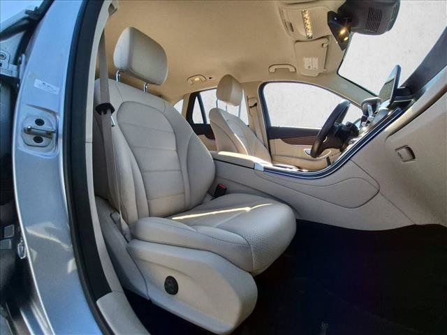Certified 2022 Mercedes-Benz GLC 300 4MATIC image 16