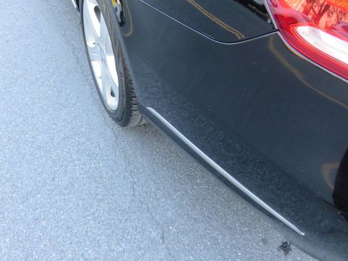 Used 2014 Mercedes-Benz E 350 E 350 Sport 4MATIC AWD 4dr Sed image 30